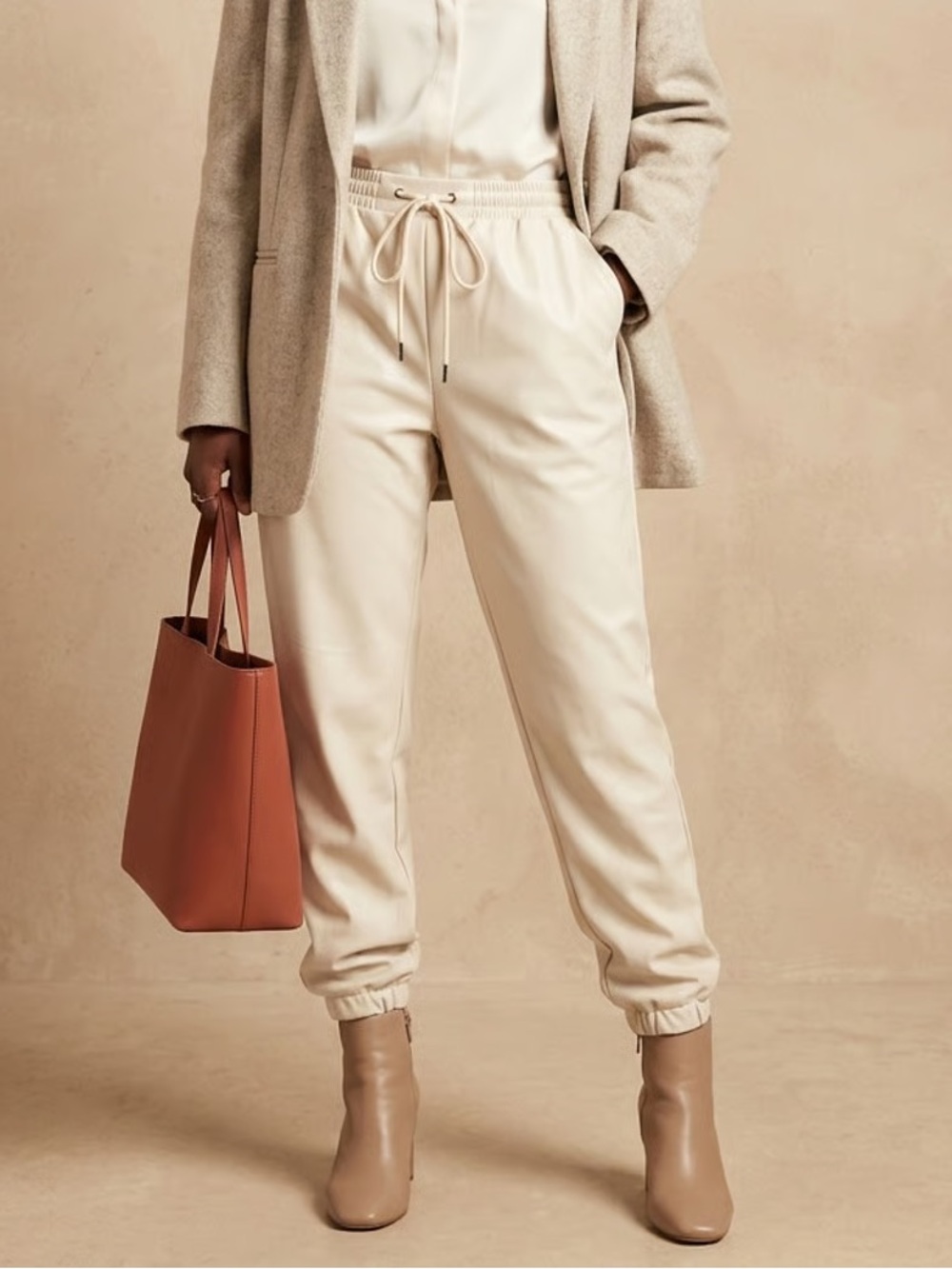 21 SAINTS Cream Faux Leather Drawstring Jogger Pants Sz M